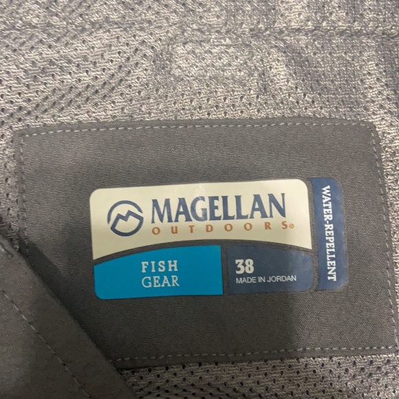 Magellan Shorts - Picture 4 of 4